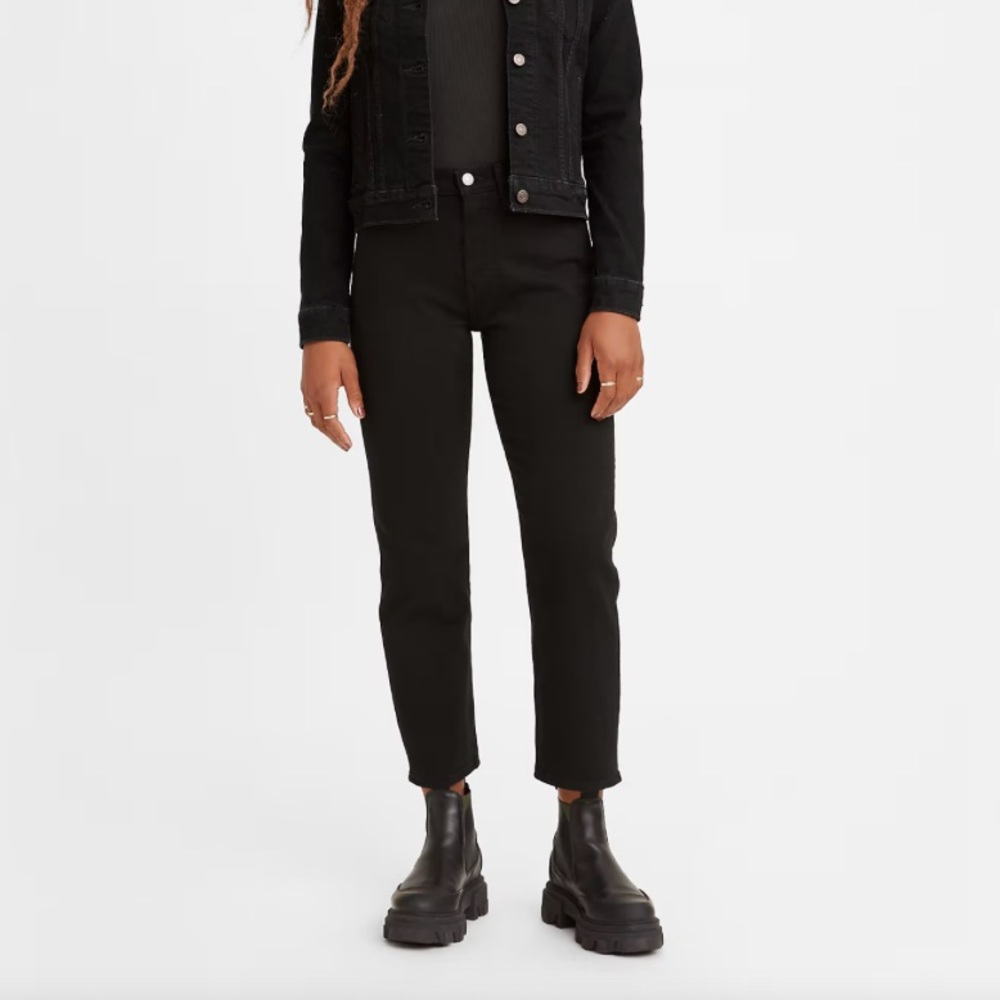 Levi’s Wedgie Straight Jeans - marked 28, fit like 24-25